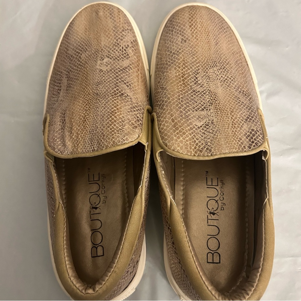 Boutique 9 Snakeskin Pattern Tan Loafers